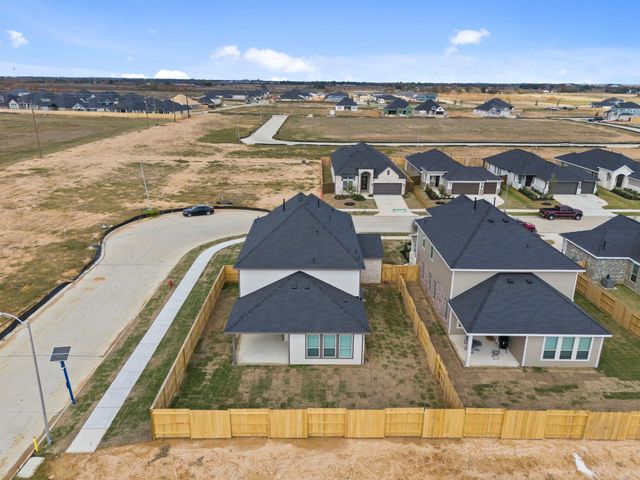 300 Goldeneye Duck Drive, Waller, TX 77484