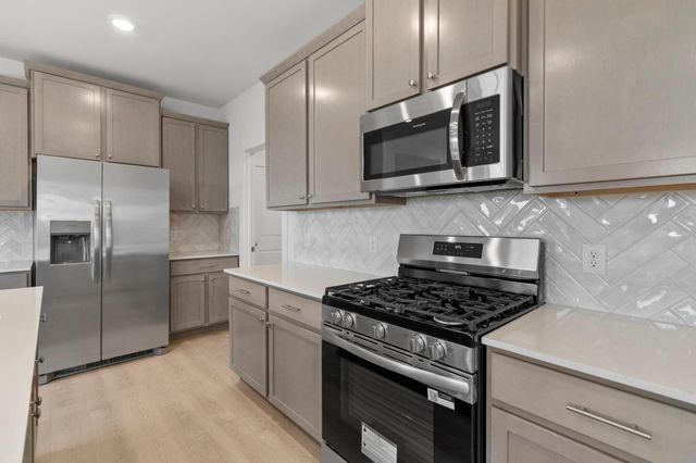 300 Goldeneye Duck Drive, Waller, TX 77484