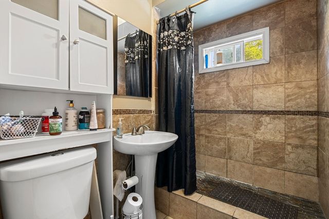969 Canterbury St, Boston, MA 02131