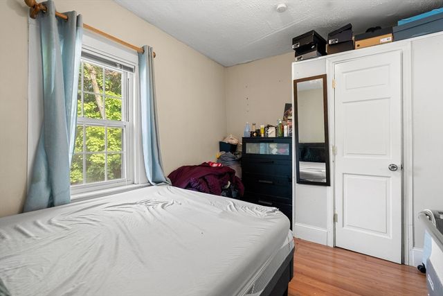 969 Canterbury St, Boston, MA 02131