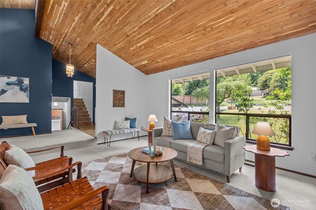 3414 NE Quinault Drive, Bremerton, WA 98311