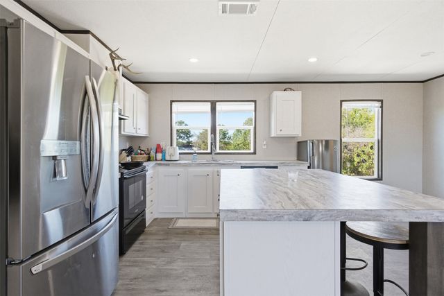 7553 Hutcheson Hill Road, Springtown, TX 76082