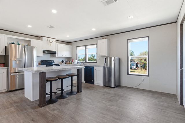 7553 Hutcheson Hill Road, Springtown, TX 76082