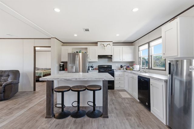 7553 Hutcheson Hill Road, Springtown, TX 76082