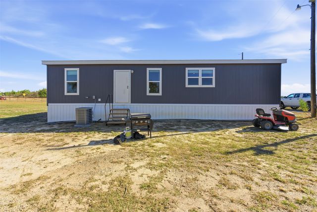 7553 Hutcheson Hill Road, Springtown, TX 76082