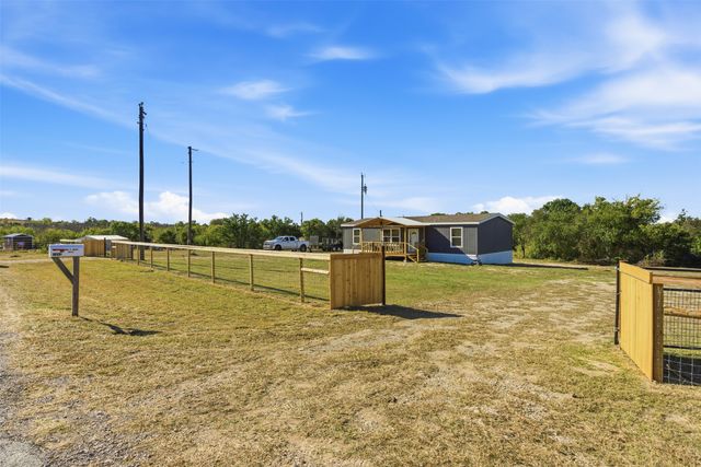 7553 Hutcheson Hill Road, Springtown, TX 76082
