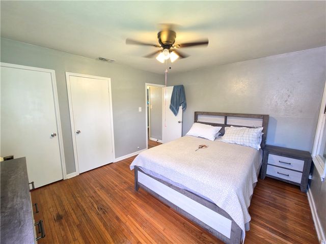 4310 Cambridge Dr, Corpus Christi, TX 78415