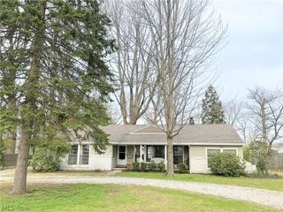 8193 Forest Lane, Mentor, OH 44060