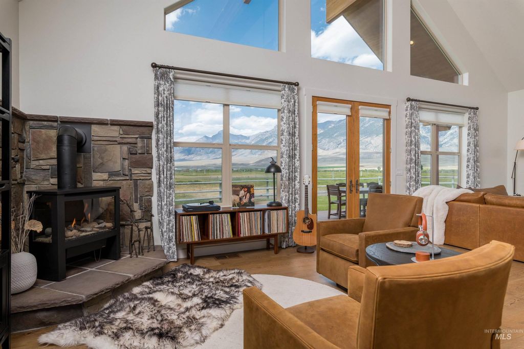 181 Crows Nest Loop Rd., Mackay, ID 83251 photo 4