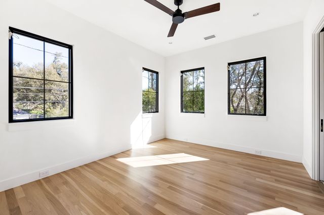 4105 Hawthorne Avenue, Dallas, TX 75219
