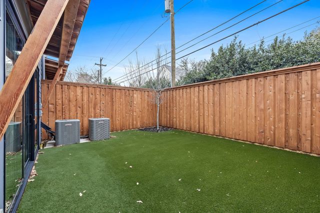 4105 Hawthorne Avenue, Dallas, TX 75219