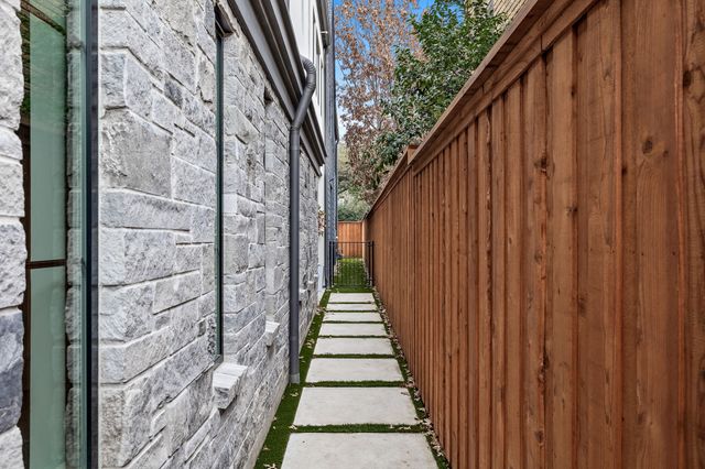 4105 Hawthorne Avenue, Dallas, TX 75219