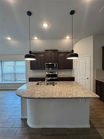 712 Long Iron Drive, Fort Worth, TX 76108