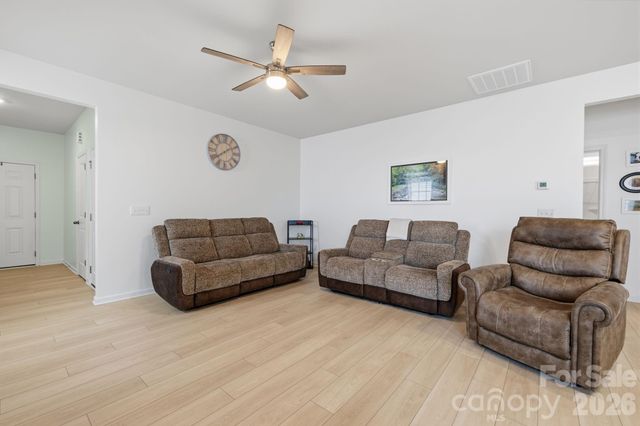 2368 Trollinger Drive, Catawba, NC 28609