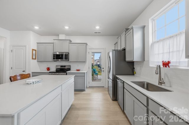 2368 Trollinger Drive, Catawba, NC 28609
