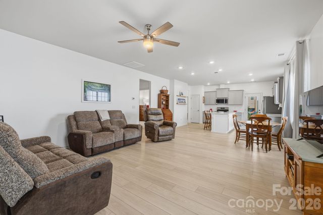 2368 Trollinger Drive, Catawba, NC 28609