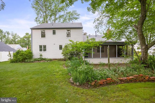 240 SOUTHVIEW DRIVE, Delran, NJ 08075
