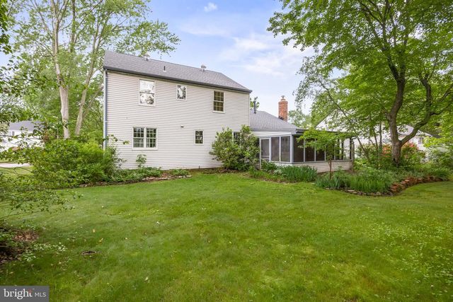240 SOUTHVIEW DRIVE, Delran, NJ 08075