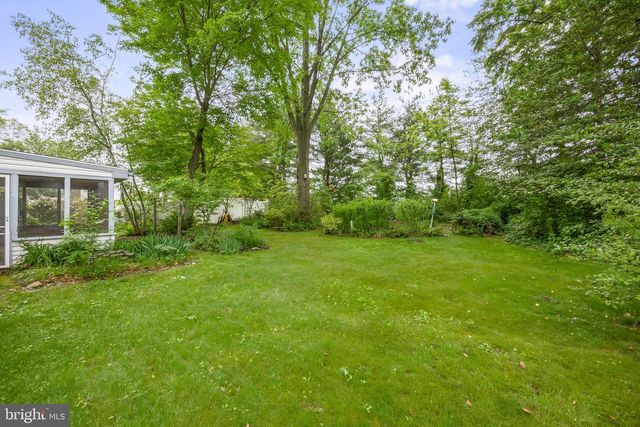 240 SOUTHVIEW DRIVE, Delran, NJ 08075