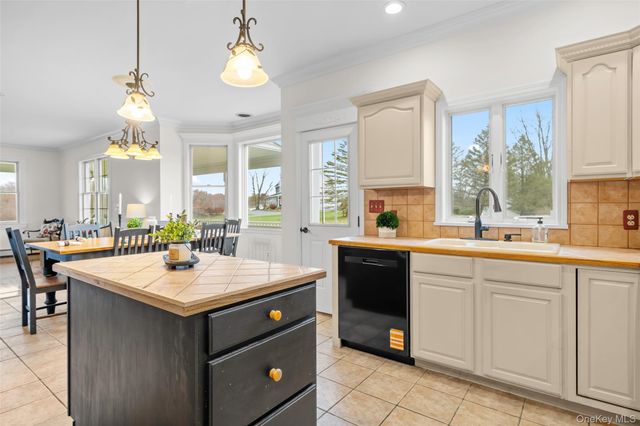 40 County Route 62, Westtown, NY 10998