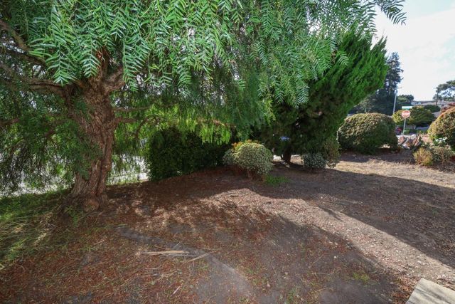 106 Mesa Lane, Santa Cruz, CA 95060