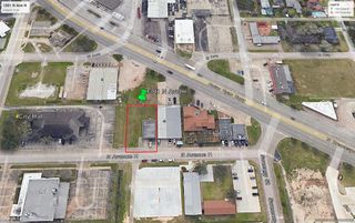 1301 N Avenue H, Freeport, TX 77541