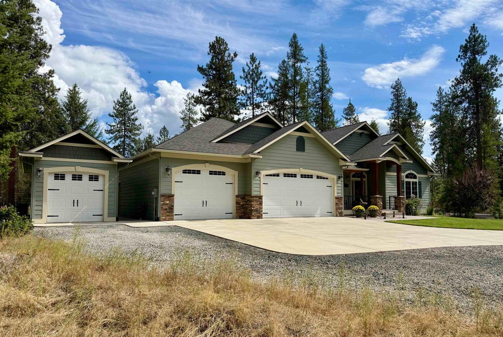 868 Hogans Way, Chewelah, WA 99109 photo 2