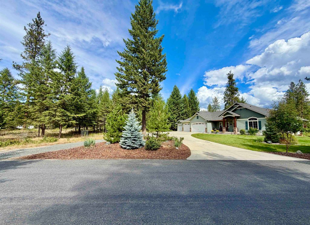 868 Hogans Way, Chewelah, WA 99109 photo 4