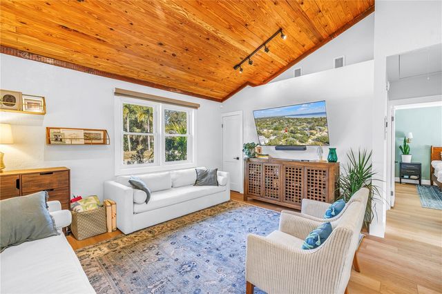 2834 W BAY HAVEN DRIVE, Tampa, FL 33611