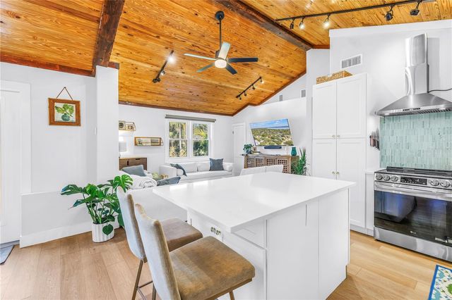 2834 W BAY HAVEN DRIVE, Tampa, FL 33611