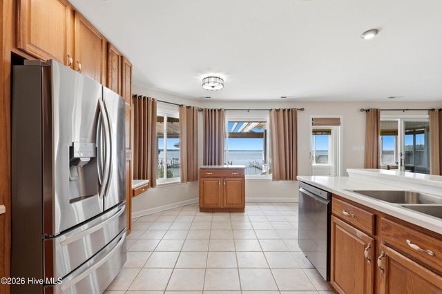 132 Gemstone Drive, Sneads Ferry, NC 28460