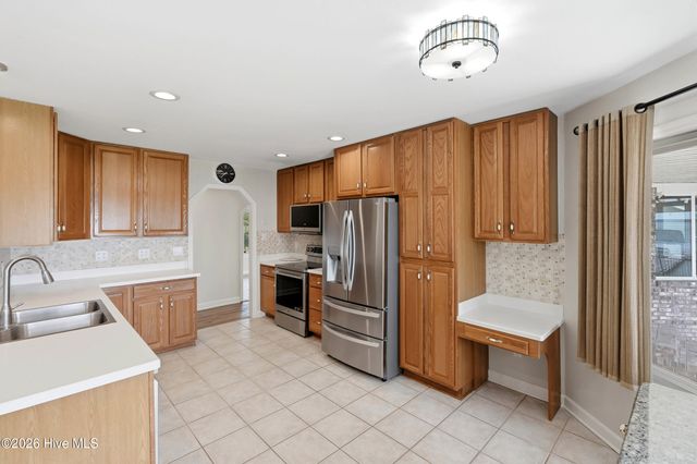 132 Gemstone Drive, Sneads Ferry, NC 28460