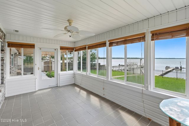 132 Gemstone Drive, Sneads Ferry, NC 28460