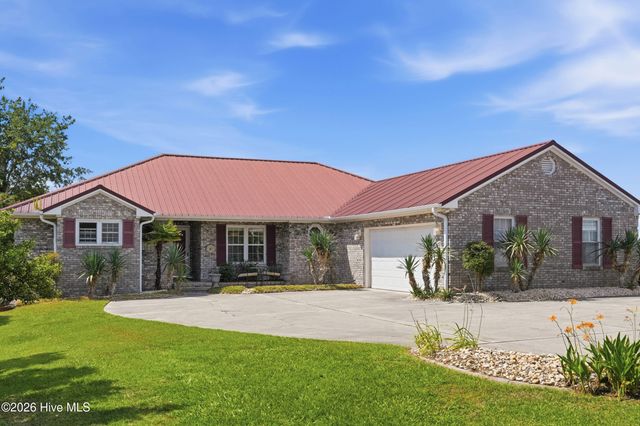132 Gemstone Drive, Sneads Ferry, NC 28460