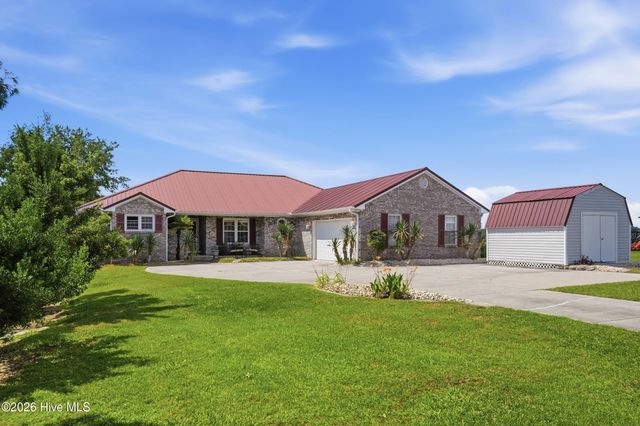132 Gemstone Drive, Sneads Ferry, NC 28460