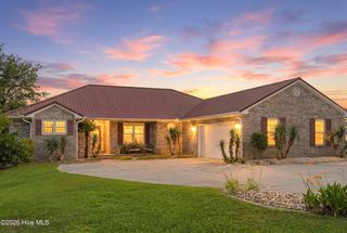 132 Gemstone Drive, Sneads Ferry, NC 28460
