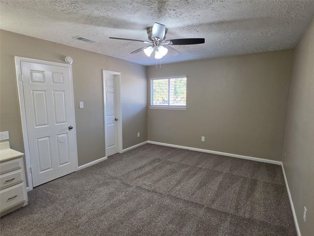 4302 Sloangate Drive, Spring, TX 77373