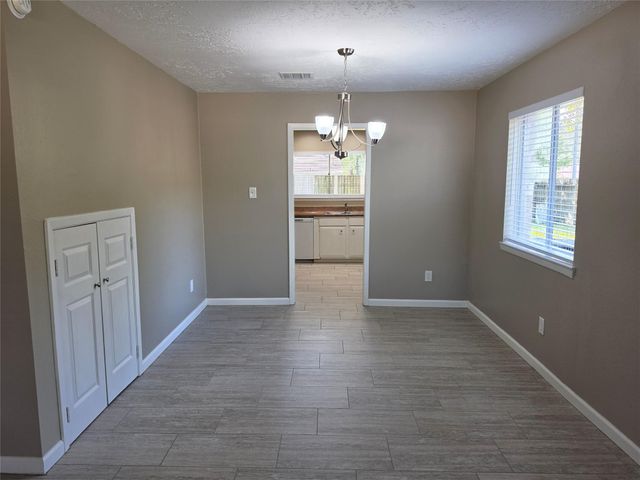 4302 Sloangate Drive, Spring, TX 77373