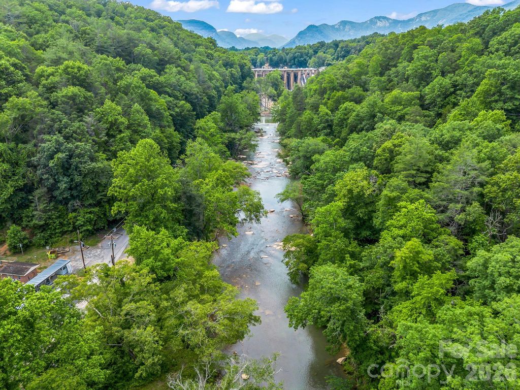 0 Sandpiper Avenue, Lake Lure, NC 28746