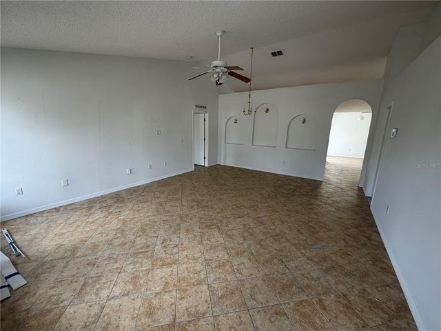 565 EAGLE COURT, Kissimmee, FL 34759