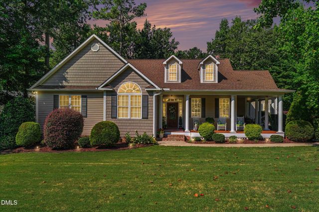 50 Regulator Drive, Clayton, NC 27520
