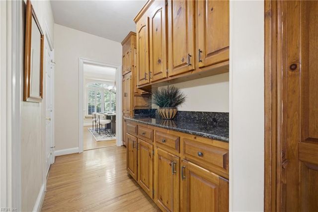2404 Entrada DR, Virginia Beach, VA 23456