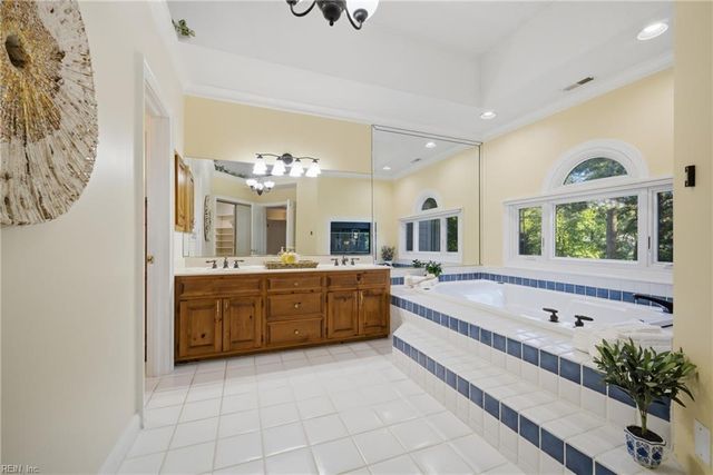 2404 Entrada DR, Virginia Beach, VA 23456