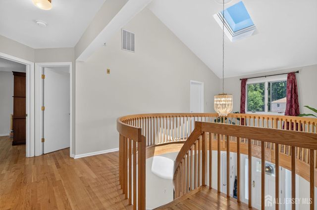 14 Gallo Way, Edison, NJ 08820