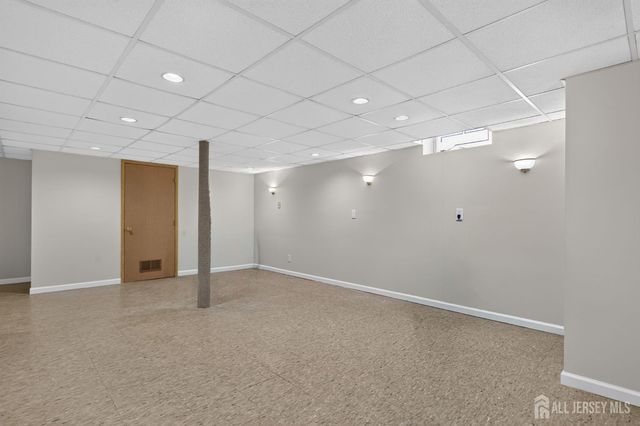 14 Gallo Way, Edison, NJ 08820