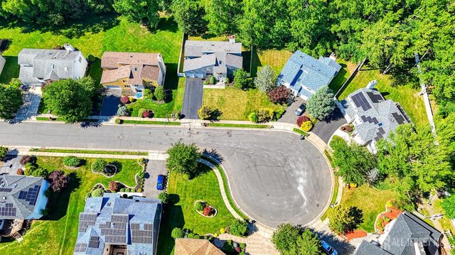 14 Gallo Way, Edison, NJ 08820