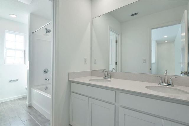 1253 DAISY HILL AVENUE, Dundee, FL 33838