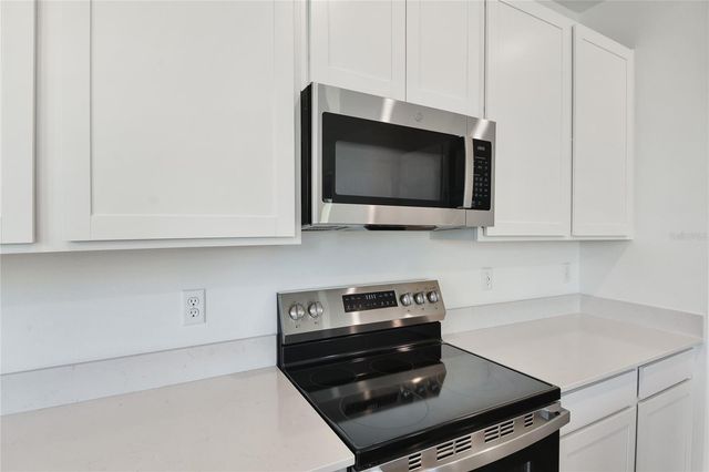 1253 DAISY HILL AVENUE, Dundee, FL 33838