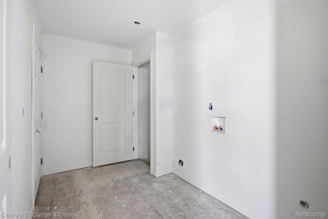 755 Nelsons Ridge Drive 1, Howell, MI 48843