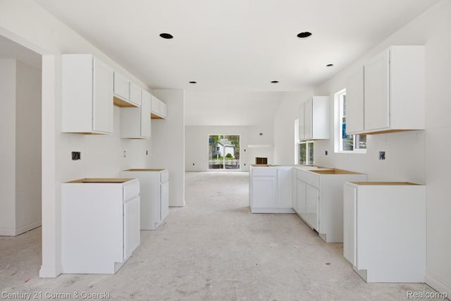 755 Nelsons Ridge Drive 1, Howell, MI 48843